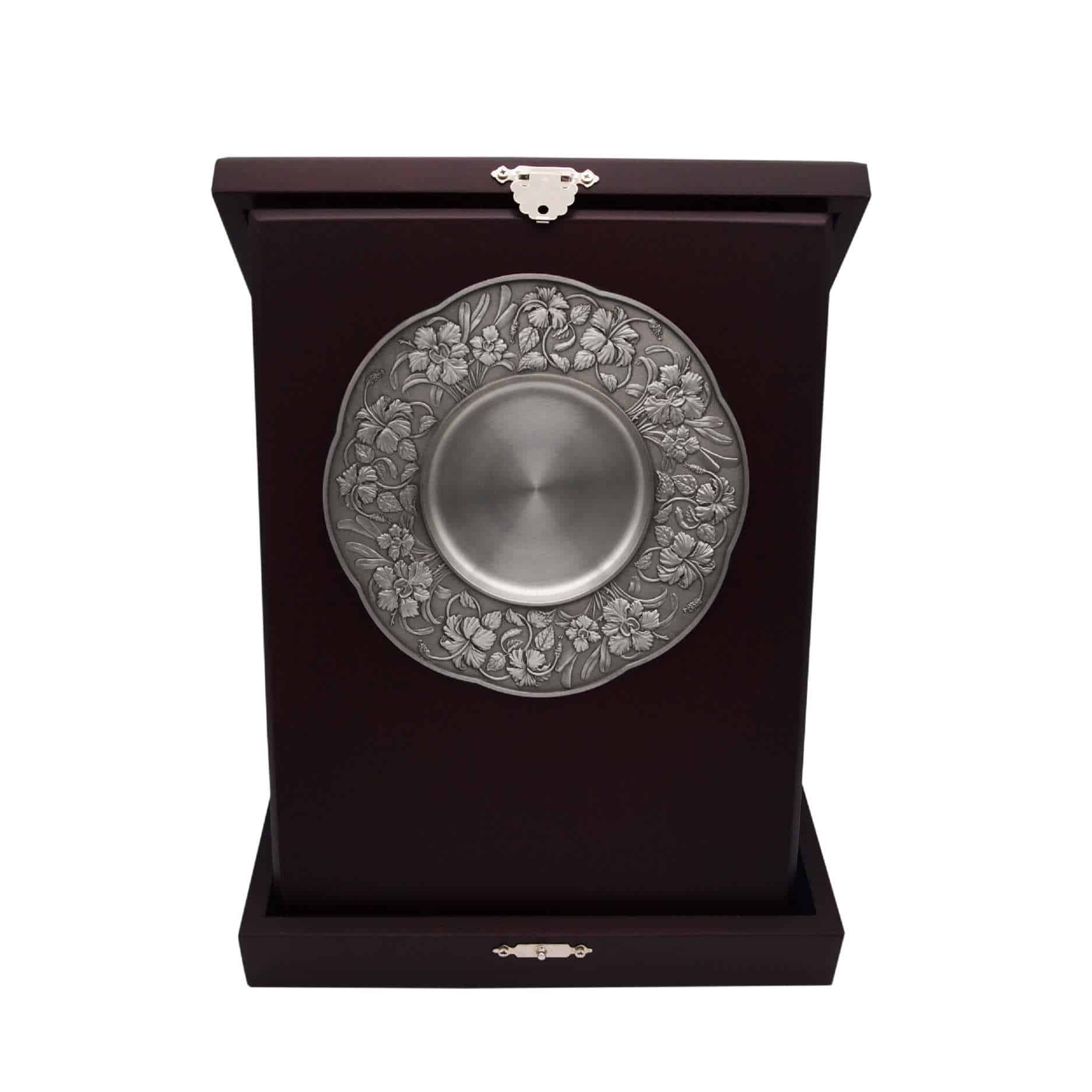 Pewter Plaques Wooden Box Pewter Plaque WP7235 Pewter Plaques Wooden Box Pewter Plaque WP7235